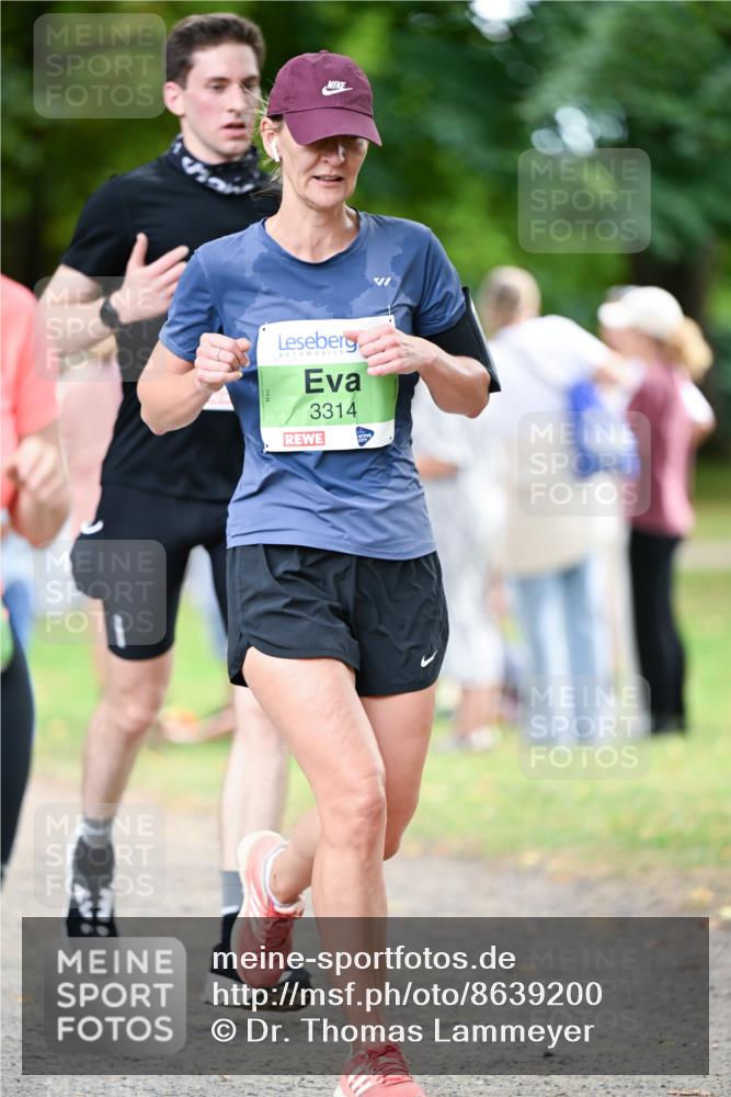 31.08.2025 - 21. Blankeneser Heldenlauf Dr. Thomas Lammeyer http://msf.ph/oto/8639200 31.08.2025 10:55:46 Laufen 3314 meine-sportfotos.de