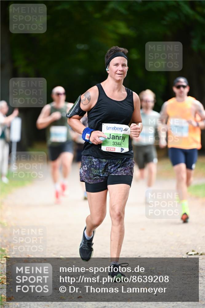 31.08.2025 - 21. Blankeneser Heldenlauf Dr. Thomas Lammeyer http://msf.ph/oto/8639208 31.08.2025 10:55:53 Laufen 3344 meine-sportfotos.de