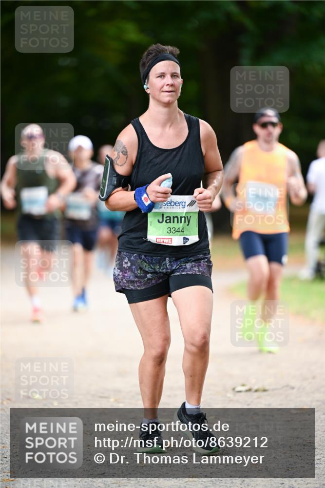 31.08.2025 - 21. Blankeneser Heldenlauf Dr. Thomas Lammeyer http://msf.ph/oto/8639212 31.08.2025 10:55:53 Laufen 3344 meine-sportfotos.de