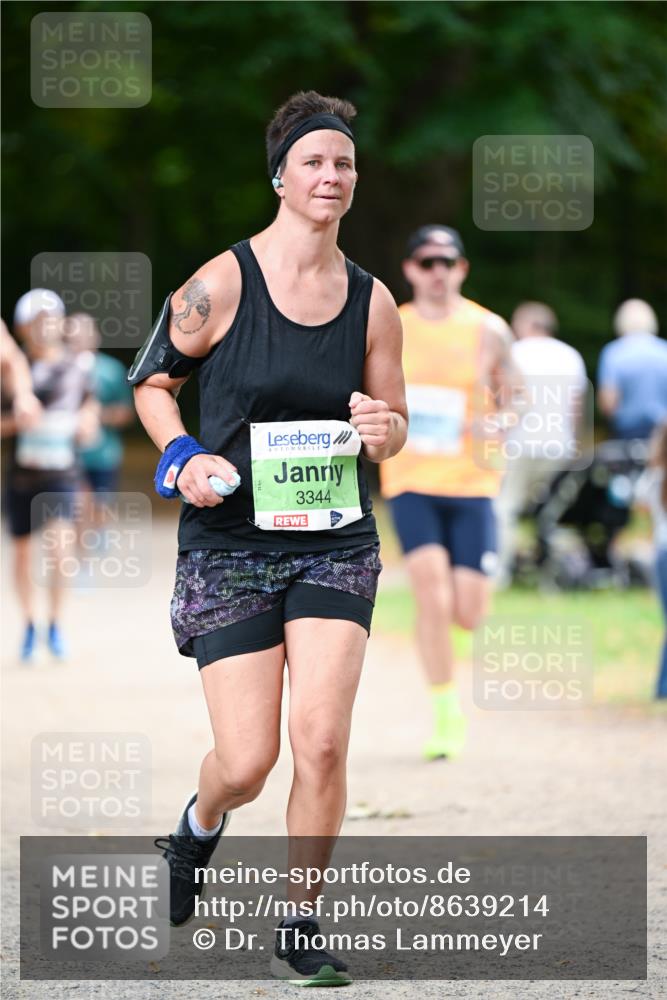 31.08.2025 - 21. Blankeneser Heldenlauf Dr. Thomas Lammeyer http://msf.ph/oto/8639214 31.08.2025 10:55:53 Laufen 3344 meine-sportfotos.de