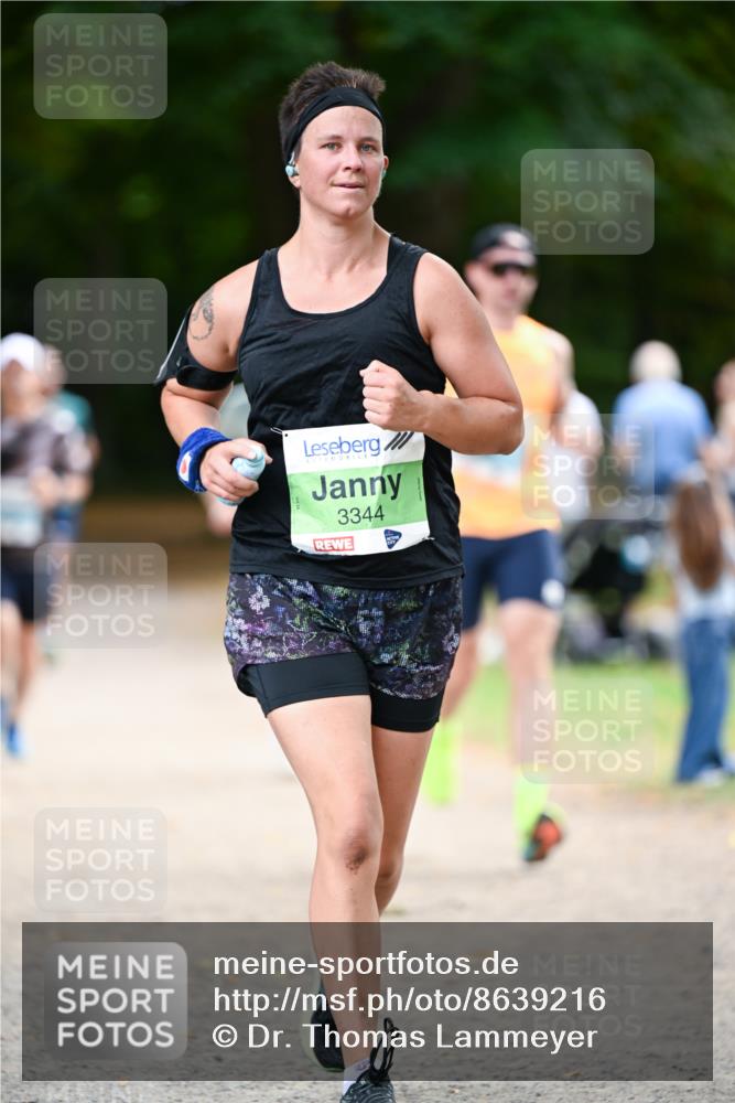 31.08.2025 - 21. Blankeneser Heldenlauf Dr. Thomas Lammeyer http://msf.ph/oto/8639216 31.08.2025 10:55:54 Laufen 3344 meine-sportfotos.de