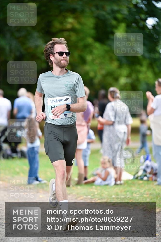 31.08.2025 - 21. Blankeneser Heldenlauf Dr. Thomas Lammeyer http://msf.ph/oto/8639227 31.08.2025 10:55:56 Laufen  meine-sportfotos.de