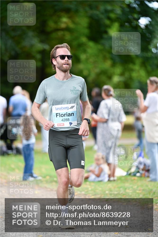 31.08.2025 - 21. Blankeneser Heldenlauf Dr. Thomas Lammeyer http://msf.ph/oto/8639228 31.08.2025 10:55:57 Laufen 4288 meine-sportfotos.de