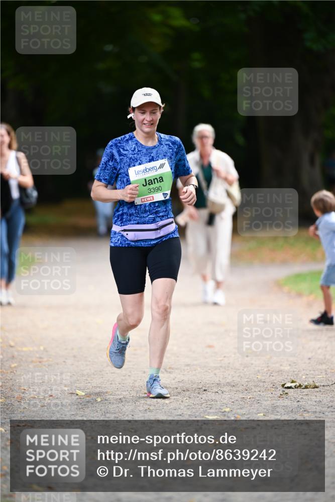 31.08.2025 - 21. Blankeneser Heldenlauf Dr. Thomas Lammeyer http://msf.ph/oto/8639242 31.08.2025 10:56:03 Laufen 3390 meine-sportfotos.de