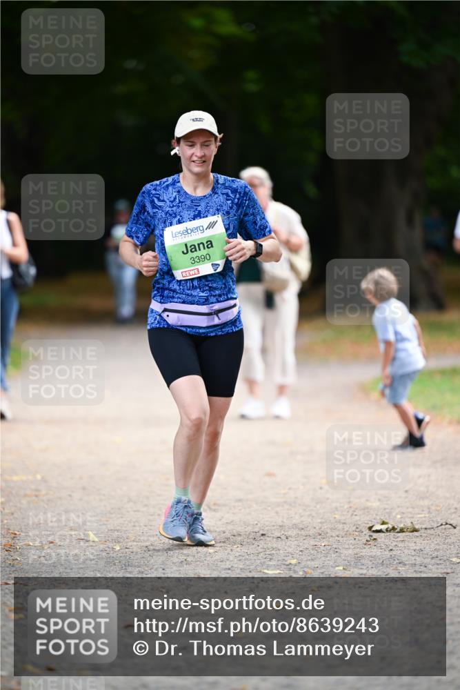 31.08.2025 - 21. Blankeneser Heldenlauf Dr. Thomas Lammeyer http://msf.ph/oto/8639243 31.08.2025 10:56:03 Laufen 3390 meine-sportfotos.de