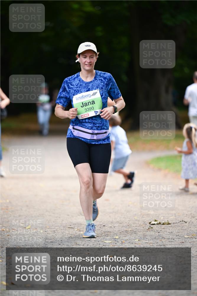31.08.2025 - 21. Blankeneser Heldenlauf Dr. Thomas Lammeyer http://msf.ph/oto/8639245 31.08.2025 10:56:03 Laufen 3390 meine-sportfotos.de