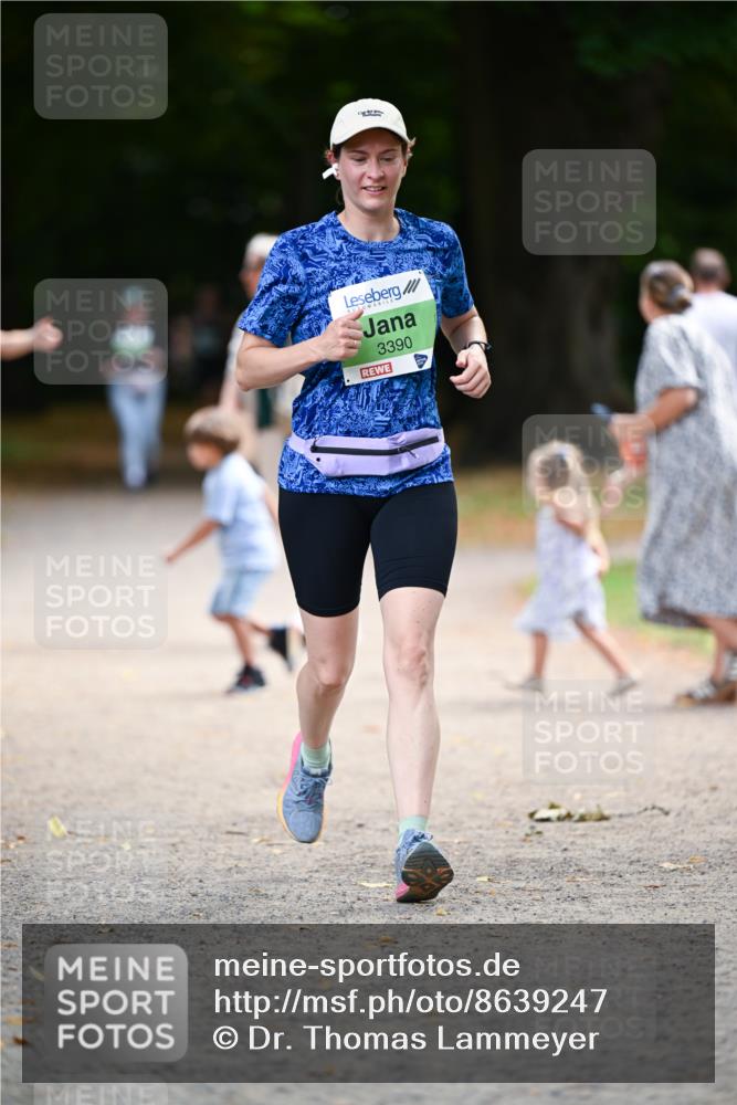 31.08.2025 - 21. Blankeneser Heldenlauf Dr. Thomas Lammeyer http://msf.ph/oto/8639247 31.08.2025 10:56:03 Laufen 3390 meine-sportfotos.de