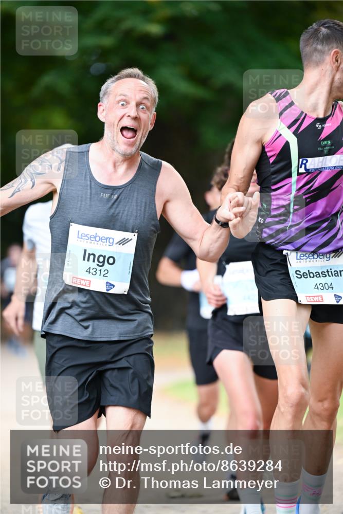 31.08.2025 - 21. Blankeneser Heldenlauf Dr. Thomas Lammeyer http://msf.ph/oto/8639284 31.08.2025 10:56:21 Laufen 4312, 4304 meine-sportfotos.de