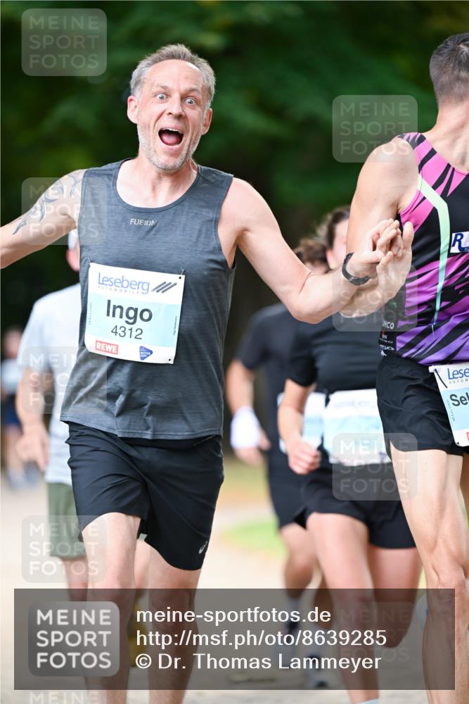 31.08.2025 - 21. Blankeneser Heldenlauf Dr. Thomas Lammeyer http://msf.ph/oto/8639285 31.08.2025 10:56:21 Laufen 4312 meine-sportfotos.de