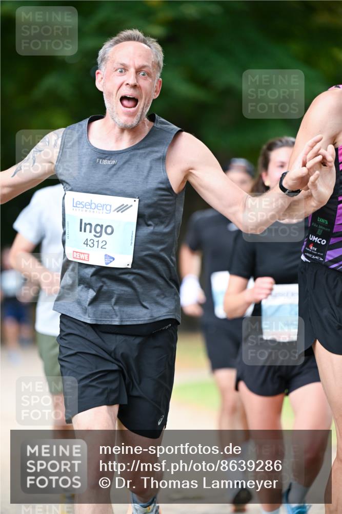 31.08.2025 - 21. Blankeneser Heldenlauf Dr. Thomas Lammeyer http://msf.ph/oto/8639286 31.08.2025 10:56:21 Laufen 4312 meine-sportfotos.de