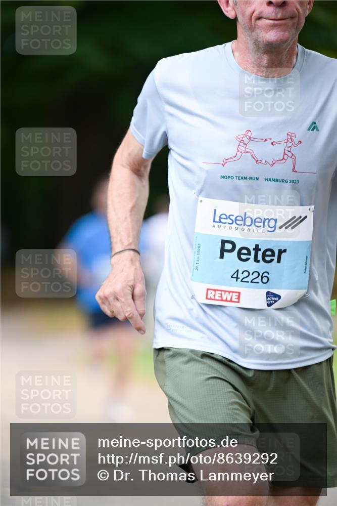 31.08.2025 - 21. Blankeneser Heldenlauf Dr. Thomas Lammeyer http://msf.ph/oto/8639292 31.08.2025 10:56:23 Laufen 21, 1, 2023, 4226 meine-sportfotos.de