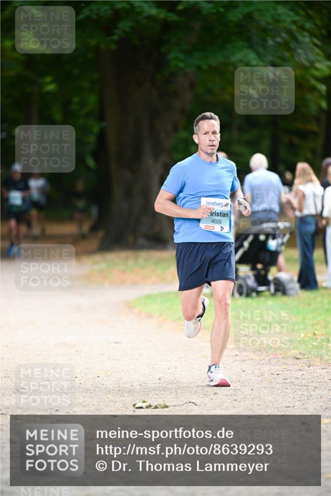31.08.2025 - 21. Blankeneser Heldenlauf Dr. Thomas Lammeyer http://msf.ph/oto/8639293 31.08.2025 10:56:23 Laufen 4026 meine-sportfotos.de