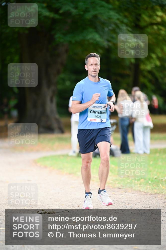 31.08.2025 - 21. Blankeneser Heldenlauf Dr. Thomas Lammeyer http://msf.ph/oto/8639297 31.08.2025 10:56:24 Laufen 4026 meine-sportfotos.de