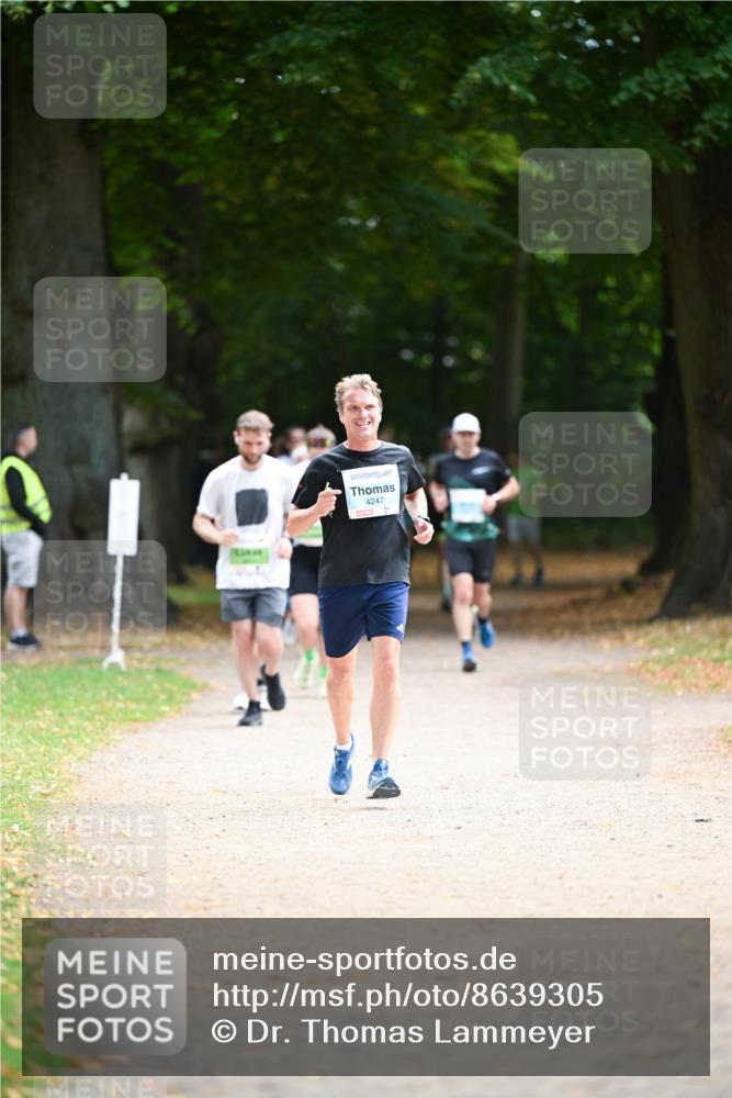 31.08.2025 - 21. Blankeneser Heldenlauf Dr. Thomas Lammeyer http://msf.ph/oto/8639305 31.08.2025 10:56:26 Laufen 4247 meine-sportfotos.de