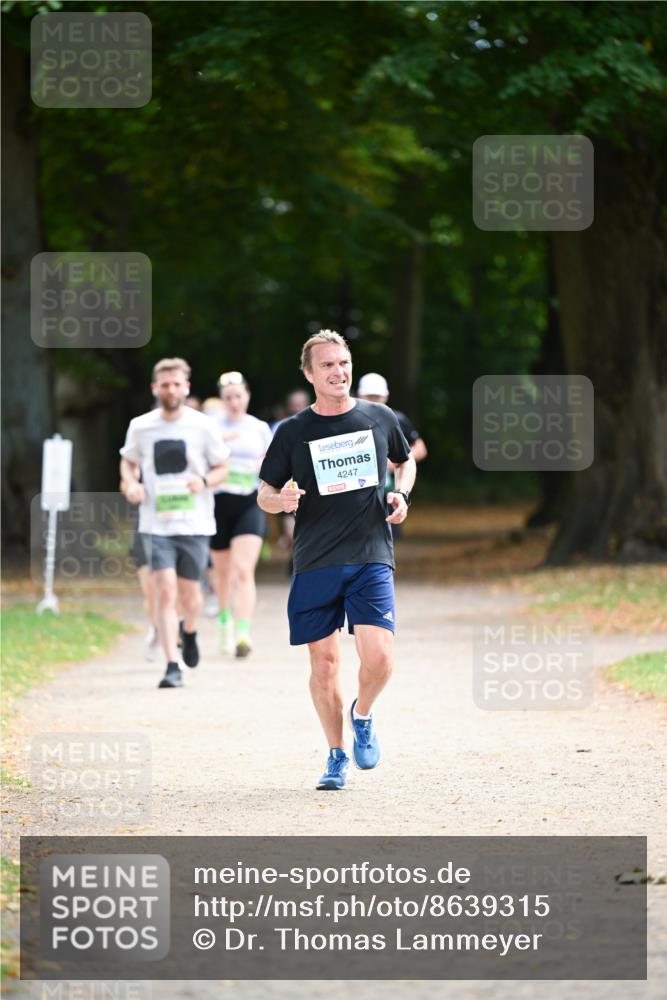 31.08.2025 - 21. Blankeneser Heldenlauf Dr. Thomas Lammeyer http://msf.ph/oto/8639315 31.08.2025 10:56:28 Laufen 4247 meine-sportfotos.de