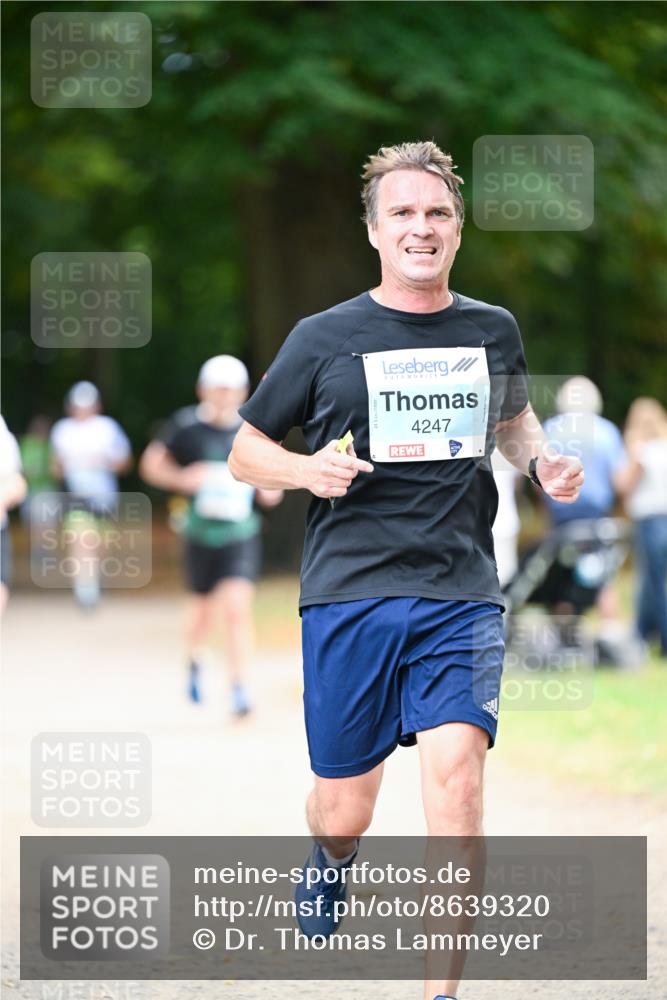31.08.2025 - 21. Blankeneser Heldenlauf Dr. Thomas Lammeyer http://msf.ph/oto/8639320 31.08.2025 10:56:31 Laufen 4247 meine-sportfotos.de