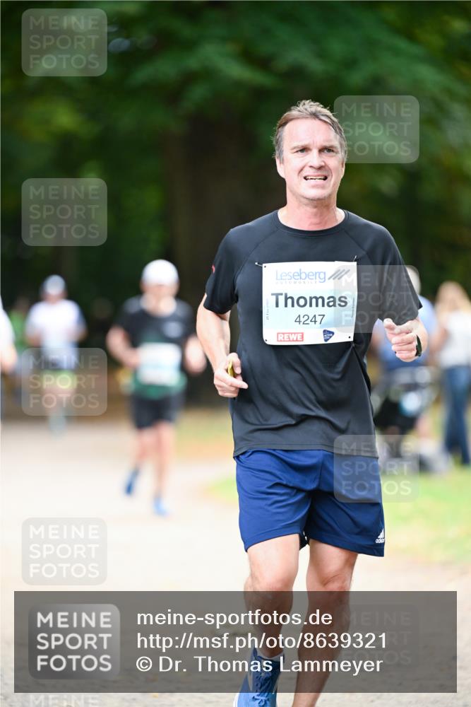 31.08.2025 - 21. Blankeneser Heldenlauf Dr. Thomas Lammeyer http://msf.ph/oto/8639321 31.08.2025 10:56:31 Laufen 4247 meine-sportfotos.de