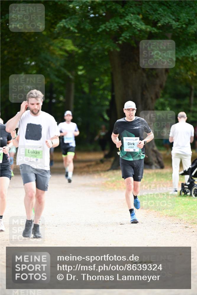 31.08.2025 - 21. Blankeneser Heldenlauf Dr. Thomas Lammeyer http://msf.ph/oto/8639324 31.08.2025 10:56:32 Laufen 3654, 4362, 4 meine-sportfotos.de