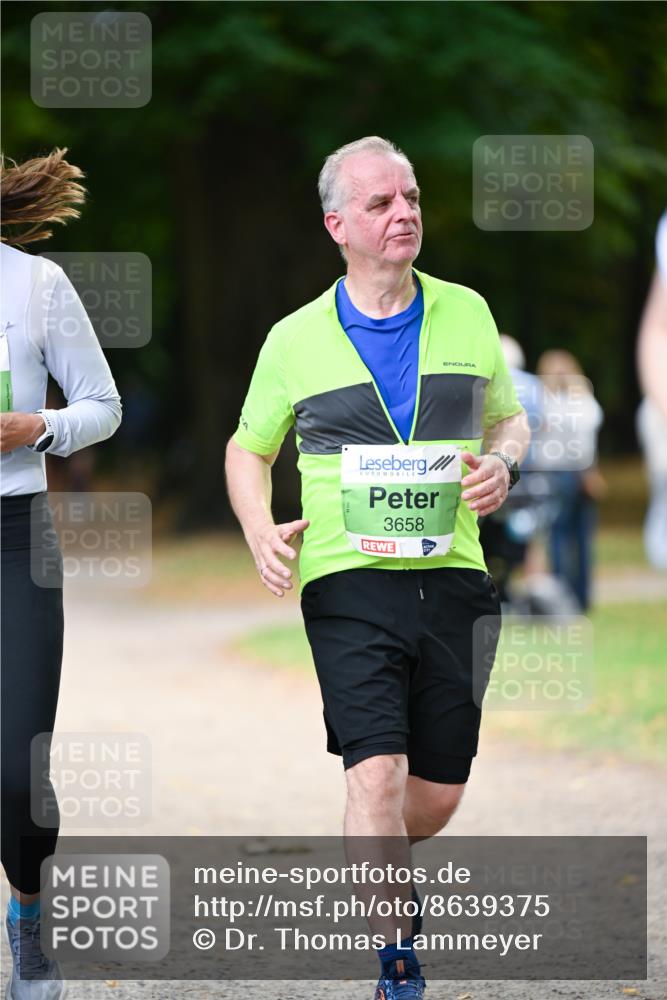 31.08.2025 - 21. Blankeneser Heldenlauf Dr. Thomas Lammeyer http://msf.ph/oto/8639375 31.08.2025 10:56:43 Laufen 3658 meine-sportfotos.de
