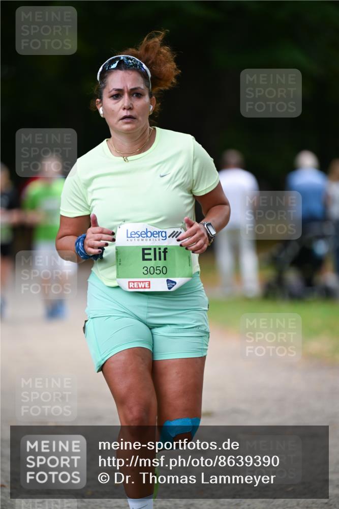 31.08.2025 - 21. Blankeneser Heldenlauf Dr. Thomas Lammeyer http://msf.ph/oto/8639390 31.08.2025 10:56:47 Laufen 3050 meine-sportfotos.de