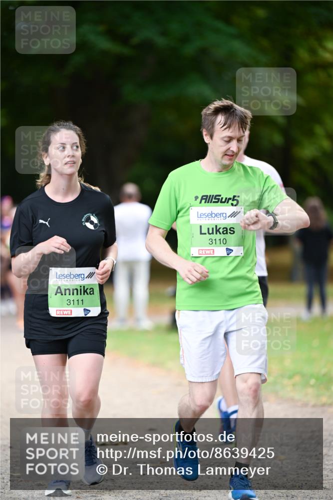 31.08.2025 - 21. Blankeneser Heldenlauf Dr. Thomas Lammeyer http://msf.ph/oto/8639425 31.08.2025 10:56:55 Laufen 3111, 5, 3110 meine-sportfotos.de