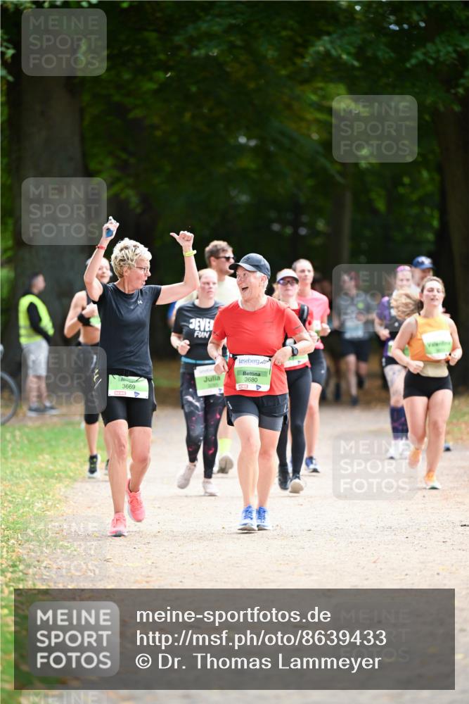 31.08.2025 - 21. Blankeneser Heldenlauf Dr. Thomas Lammeyer http://msf.ph/oto/8639433 31.08.2025 10:56:57 Laufen 3669, 3680 meine-sportfotos.de