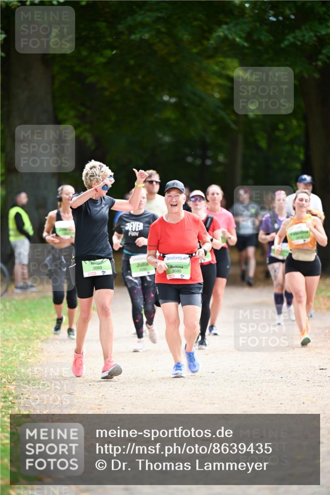 31.08.2025 - 21. Blankeneser Heldenlauf Dr. Thomas Lammeyer http://msf.ph/oto/8639435 31.08.2025 10:56:57 Laufen 3669, 3680 meine-sportfotos.de