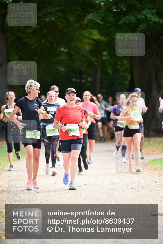 31.08.2025 - 21. Blankeneser Heldenlauf Dr. Thomas Lammeyer http://msf.ph/oto/8639437 31.08.2025 10:56:58 Laufen 3669, 3680 meine-sportfotos.de