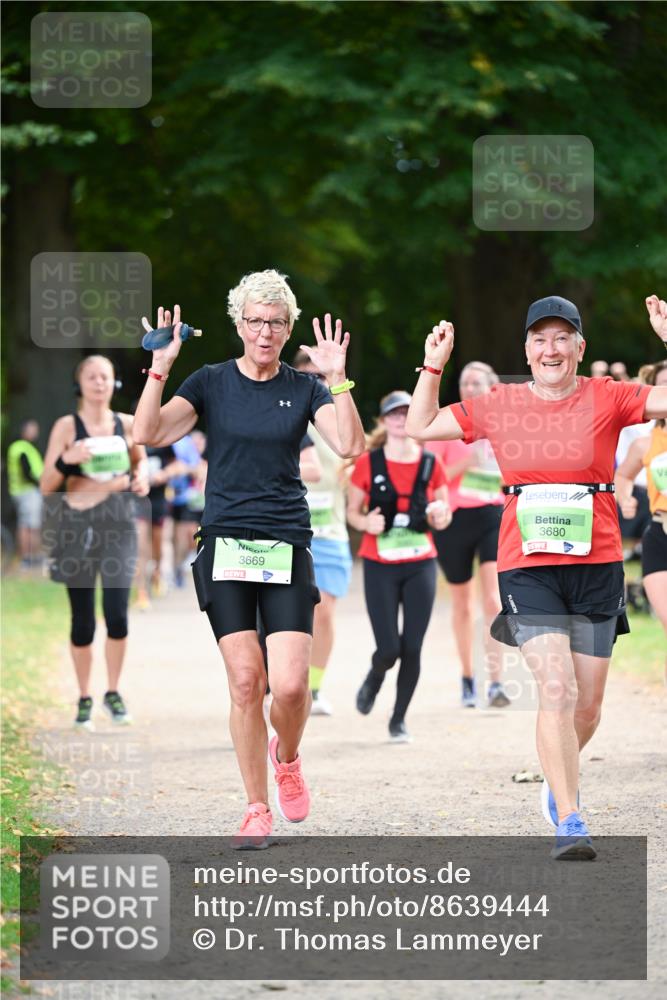 31.08.2025 - 21. Blankeneser Heldenlauf Dr. Thomas Lammeyer http://msf.ph/oto/8639444 31.08.2025 10:57:02 Laufen 3669, 3680 meine-sportfotos.de
