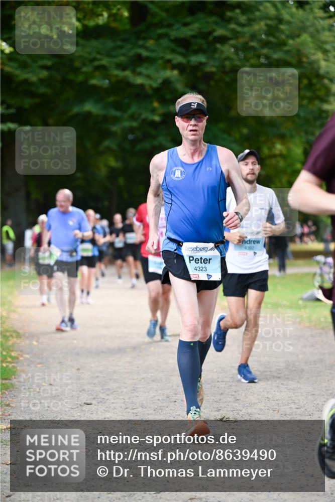 31.08.2025 - 21. Blankeneser Heldenlauf Dr. Thomas Lammeyer http://msf.ph/oto/8639490 31.08.2025 10:57:12 Laufen 4323, 4392 meine-sportfotos.de