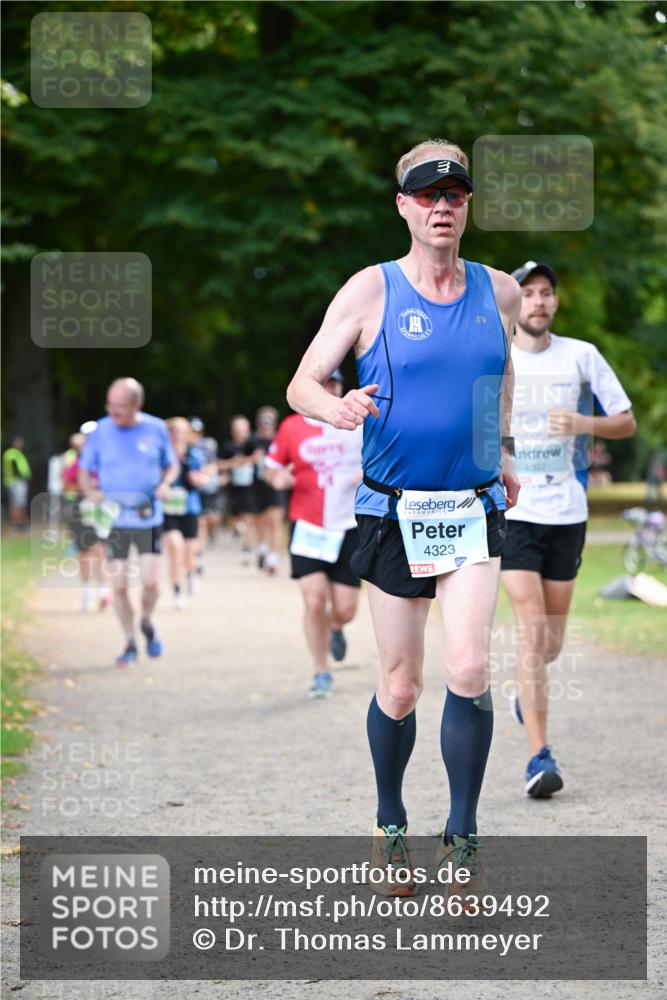 31.08.2025 - 21. Blankeneser Heldenlauf Dr. Thomas Lammeyer http://msf.ph/oto/8639492 31.08.2025 10:57:12 Laufen 4323, 4302 meine-sportfotos.de