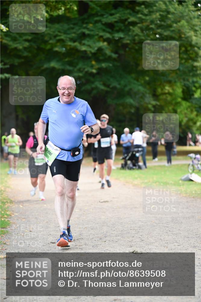 31.08.2025 - 21. Blankeneser Heldenlauf Dr. Thomas Lammeyer http://msf.ph/oto/8639508 31.08.2025 10:57:15 Laufen 3569 meine-sportfotos.de