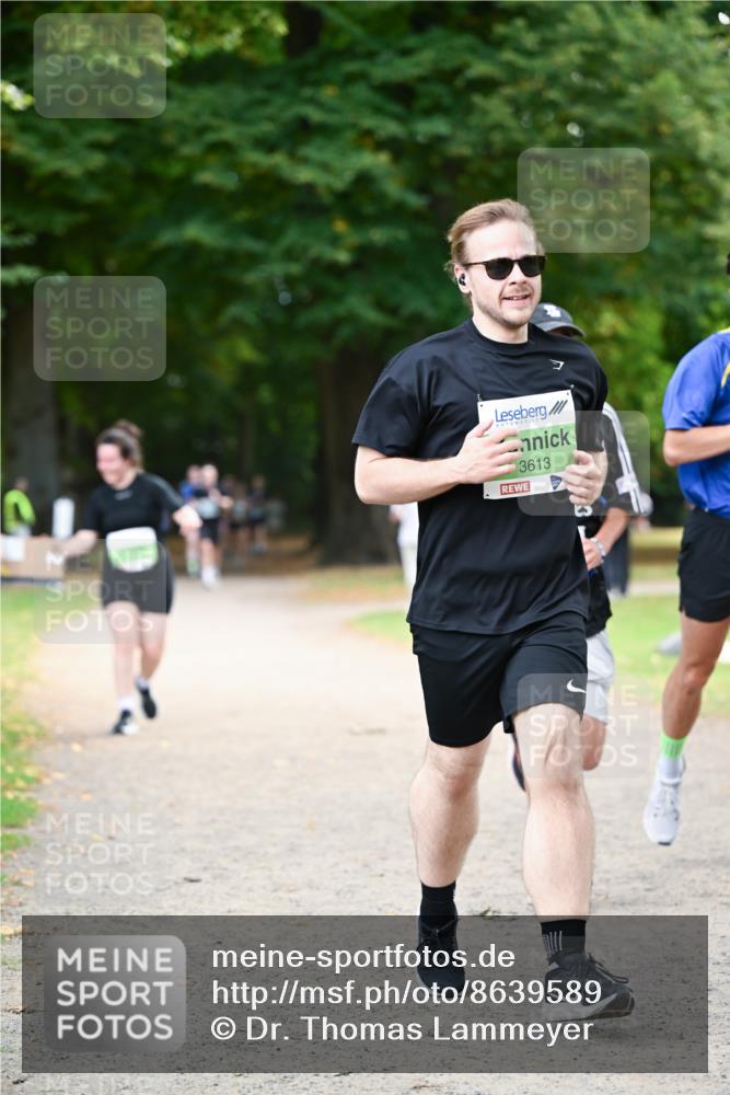 31.08.2025 - 21. Blankeneser Heldenlauf Dr. Thomas Lammeyer http://msf.ph/oto/8639589 31.08.2025 10:57:28 Laufen 3613 meine-sportfotos.de