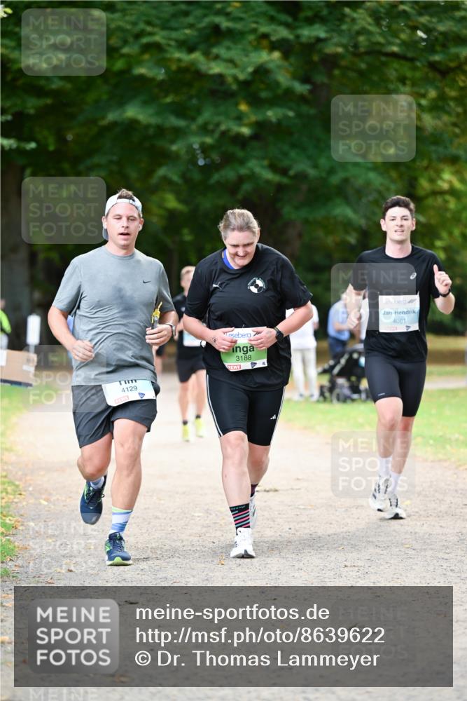 31.08.2025 - 21. Blankeneser Heldenlauf Dr. Thomas Lammeyer http://msf.ph/oto/8639622 31.08.2025 10:57:36 Laufen 4129, 3188, 4061 meine-sportfotos.de