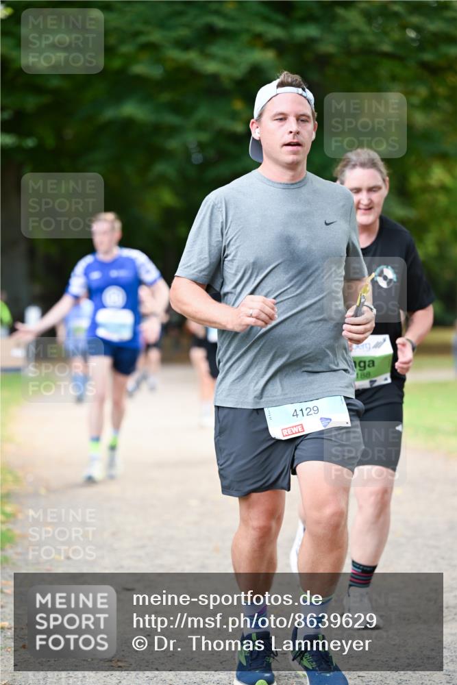 31.08.2025 - 21. Blankeneser Heldenlauf Dr. Thomas Lammeyer http://msf.ph/oto/8639629 31.08.2025 10:57:38 Laufen 4129, 188 meine-sportfotos.de