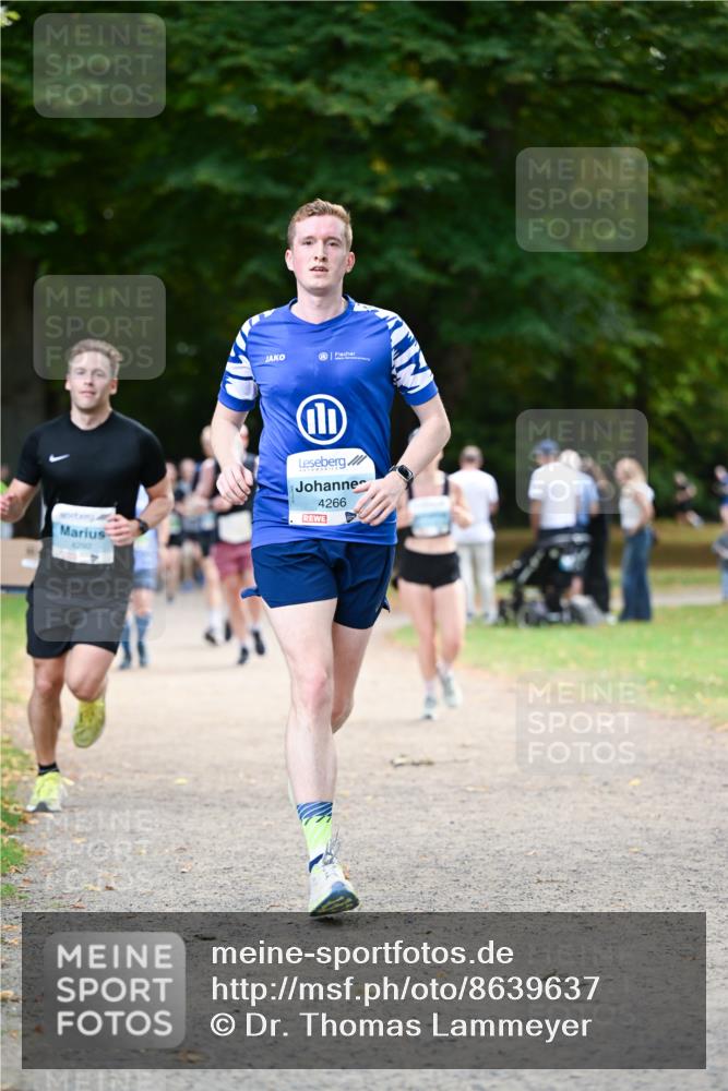 31.08.2025 - 21. Blankeneser Heldenlauf Dr. Thomas Lammeyer http://msf.ph/oto/8639637 31.08.2025 10:57:39 Laufen 4292, 4266 meine-sportfotos.de