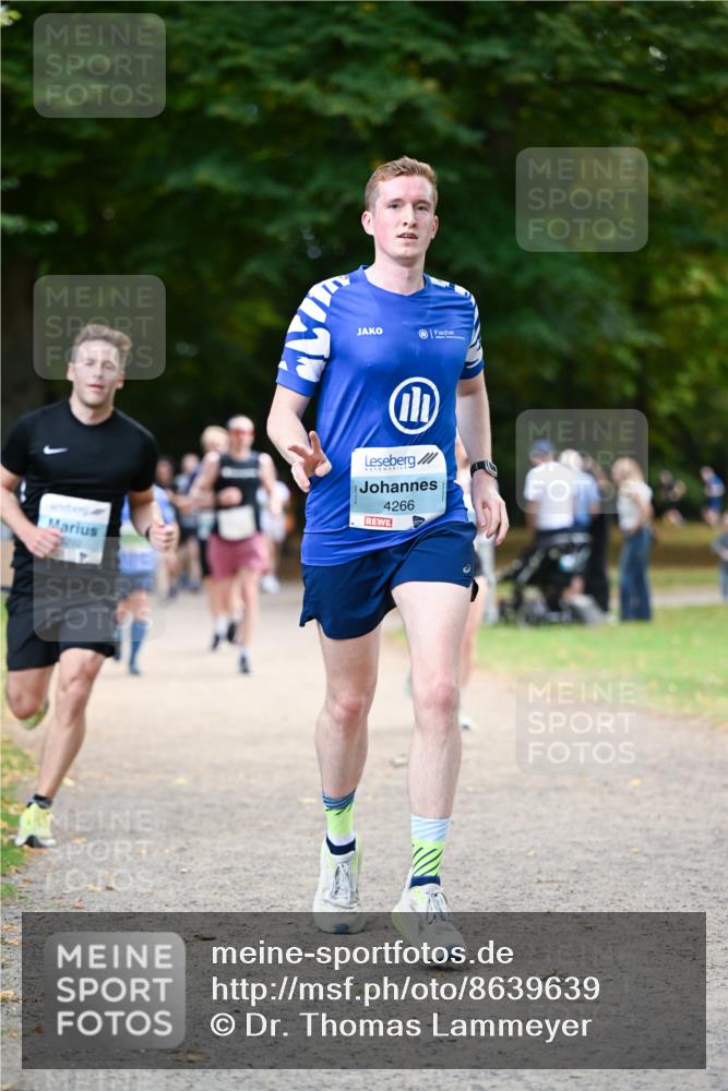 31.08.2025 - 21. Blankeneser Heldenlauf Dr. Thomas Lammeyer http://msf.ph/oto/8639639 31.08.2025 10:57:40 Laufen 4266 meine-sportfotos.de