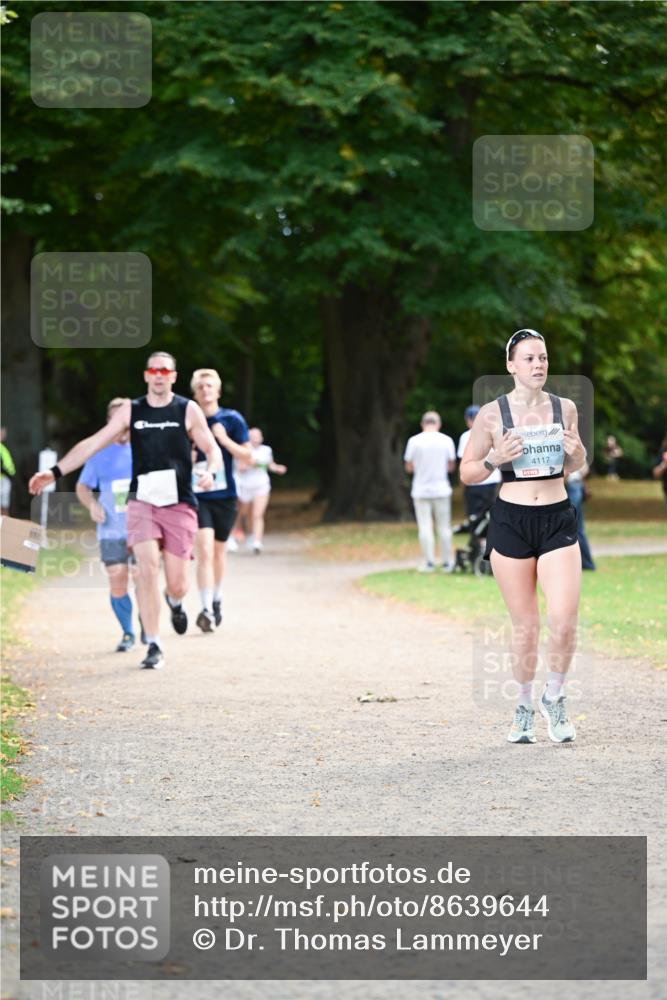 31.08.2025 - 21. Blankeneser Heldenlauf Dr. Thomas Lammeyer http://msf.ph/oto/8639644 31.08.2025 10:57:41 Laufen 4117 meine-sportfotos.de