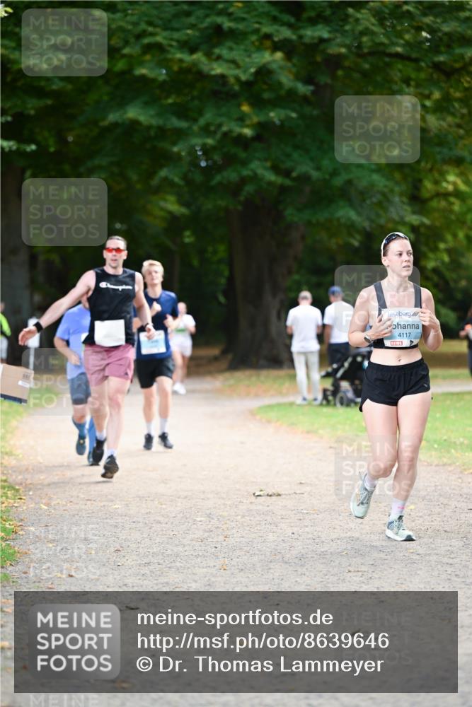 31.08.2025 - 21. Blankeneser Heldenlauf Dr. Thomas Lammeyer http://msf.ph/oto/8639646 31.08.2025 10:57:42 Laufen 4117 meine-sportfotos.de