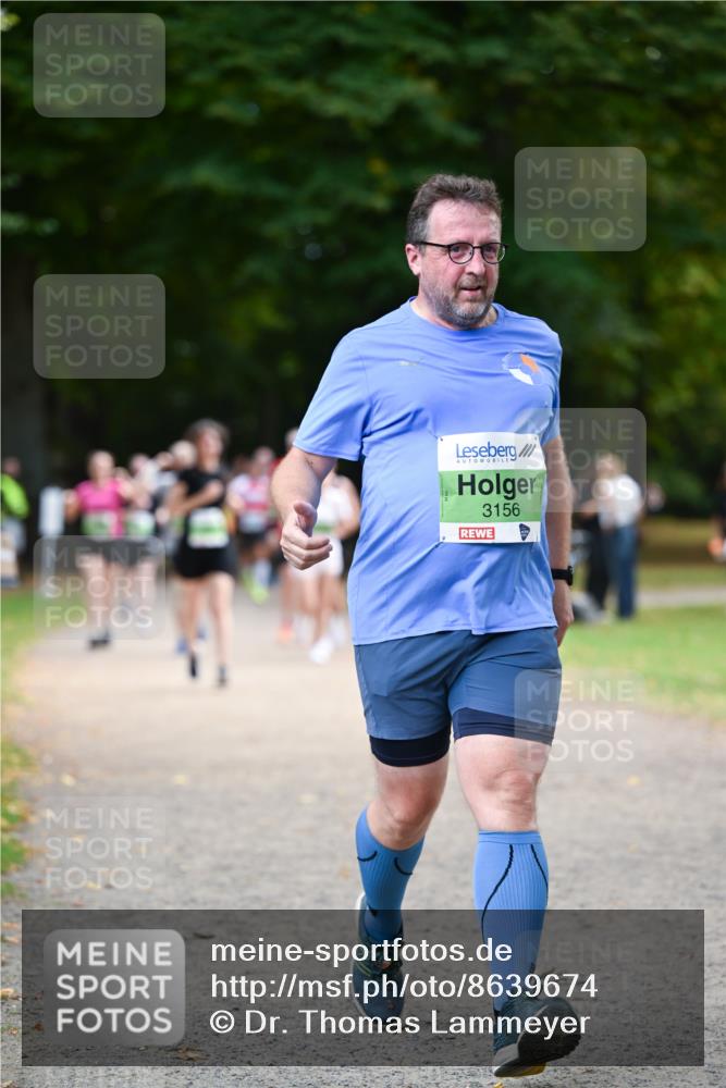 31.08.2025 - 21. Blankeneser Heldenlauf Dr. Thomas Lammeyer http://msf.ph/oto/8639674 31.08.2025 10:57:47 Laufen 3156 meine-sportfotos.de