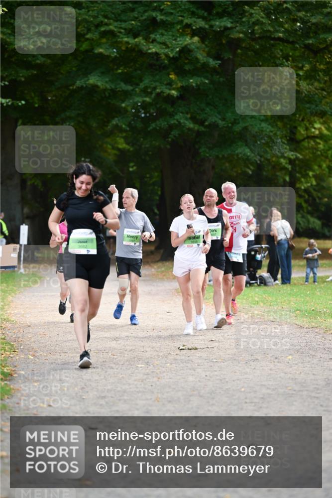 31.08.2025 - 21. Blankeneser Heldenlauf Dr. Thomas Lammeyer http://msf.ph/oto/8639679 31.08.2025 10:57:50 Laufen 3187, 3557, 3555, 3682 meine-sportfotos.de