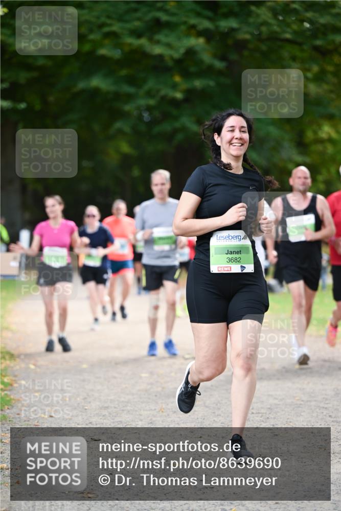 31.08.2025 - 21. Blankeneser Heldenlauf Dr. Thomas Lammeyer http://msf.ph/oto/8639690 31.08.2025 10:57:52 Laufen 3682 meine-sportfotos.de