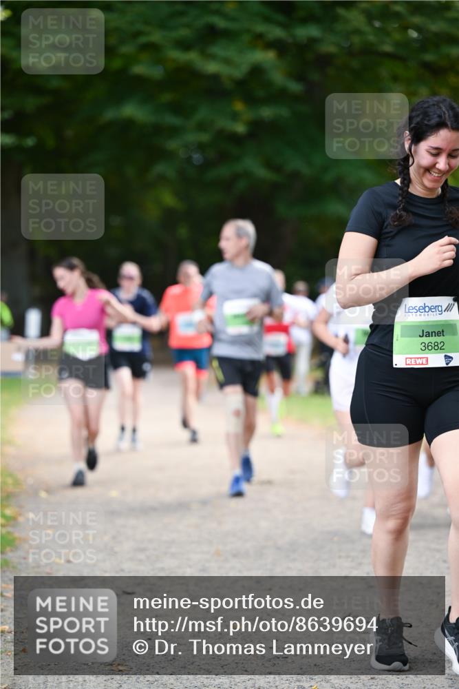 31.08.2025 - 21. Blankeneser Heldenlauf Dr. Thomas Lammeyer http://msf.ph/oto/8639694 31.08.2025 10:57:52 Laufen 3682 meine-sportfotos.de