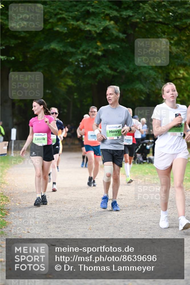 31.08.2025 - 21. Blankeneser Heldenlauf Dr. Thomas Lammeyer http://msf.ph/oto/8639696 31.08.2025 10:57:53 Laufen 3186, 3187, 3555 meine-sportfotos.de