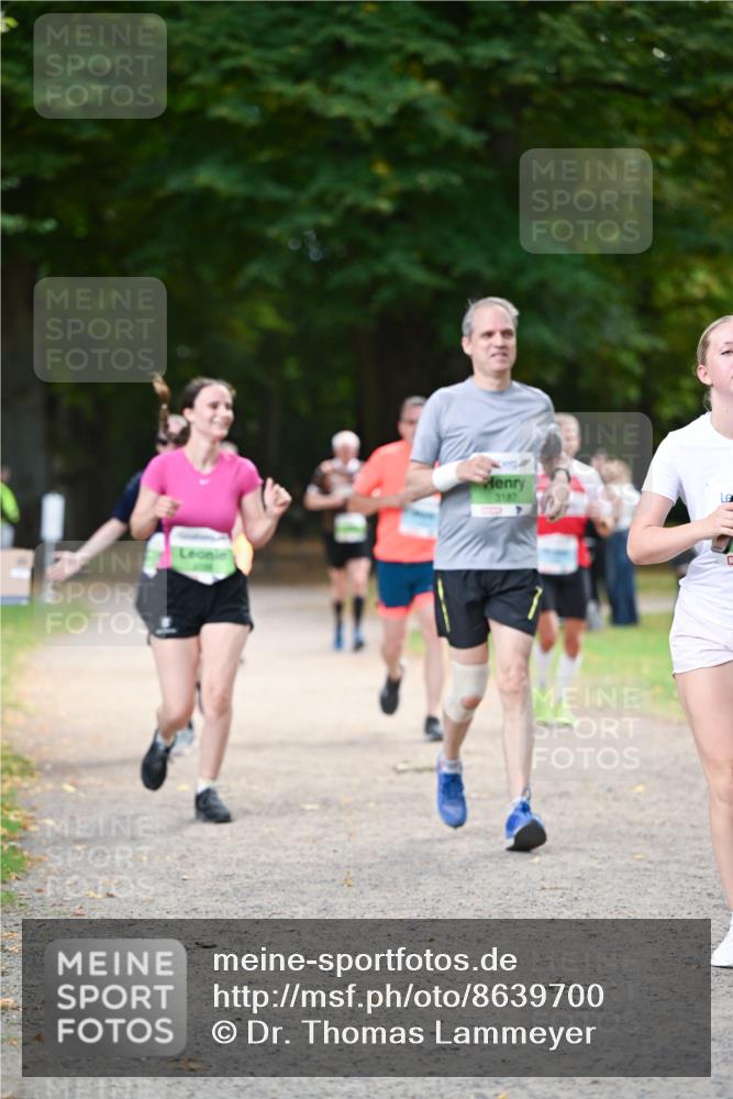 31.08.2025 - 21. Blankeneser Heldenlauf Dr. Thomas Lammeyer http://msf.ph/oto/8639700 31.08.2025 10:57:53 Laufen 3187 meine-sportfotos.de