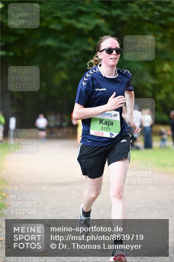 31.08.2025 - 21. Blankeneser Heldenlauf Dr. Thomas Lammeyer http://msf.ph/oto/8639719 31.08.2025 10:57:57 Laufen 3101 meine-sportfotos.de