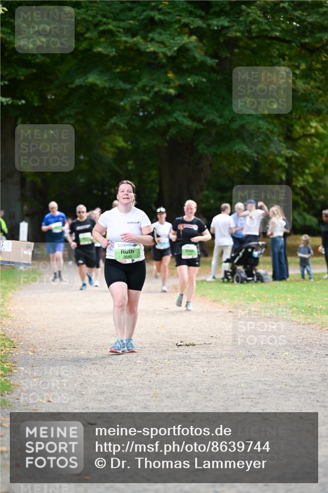 31.08.2025 - 21. Blankeneser Heldenlauf Dr. Thomas Lammeyer http://msf.ph/oto/8639744 31.08.2025 10:58:11 Laufen 3640 meine-sportfotos.de