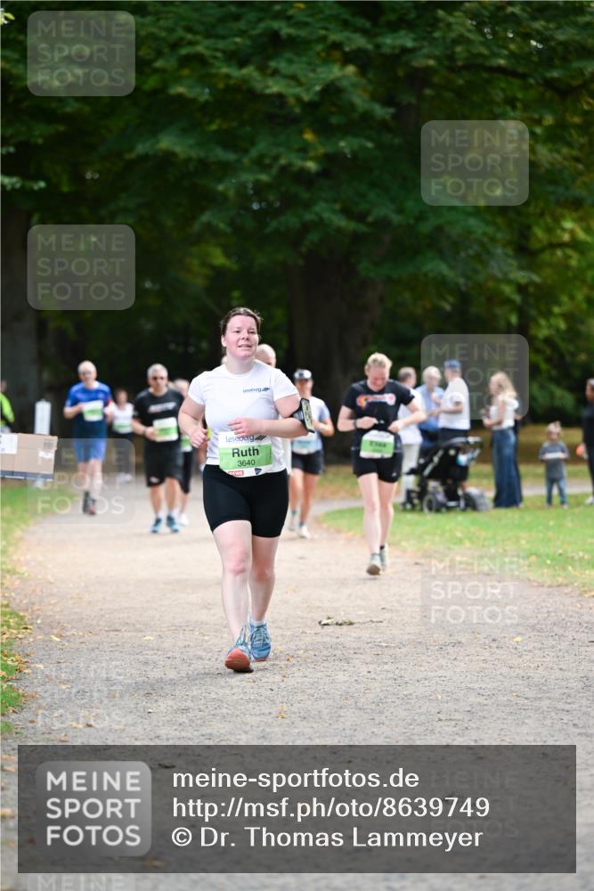 31.08.2025 - 21. Blankeneser Heldenlauf Dr. Thomas Lammeyer http://msf.ph/oto/8639749 31.08.2025 10:58:12 Laufen 3640 meine-sportfotos.de