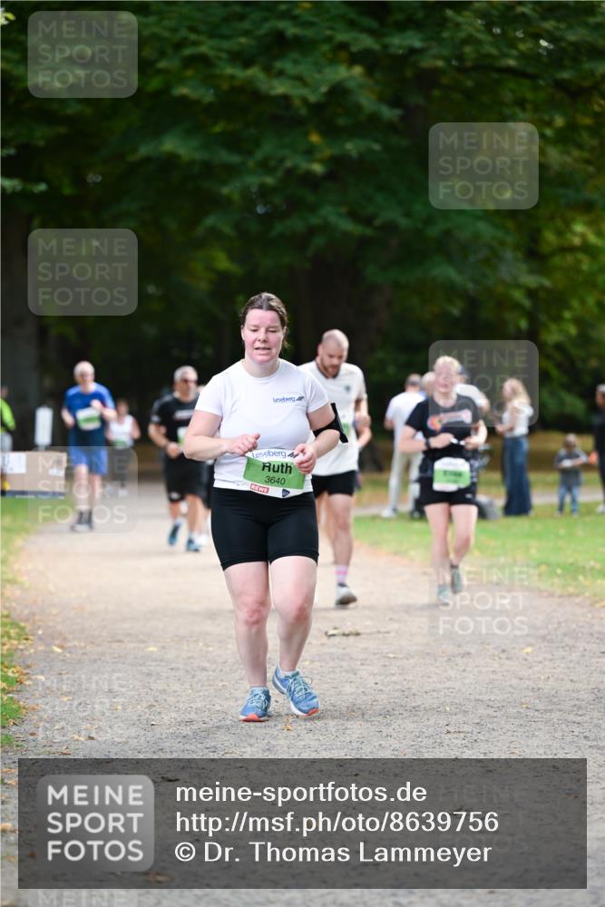 31.08.2025 - 21. Blankeneser Heldenlauf Dr. Thomas Lammeyer http://msf.ph/oto/8639756 31.08.2025 10:58:12 Laufen 44, 3640 meine-sportfotos.de