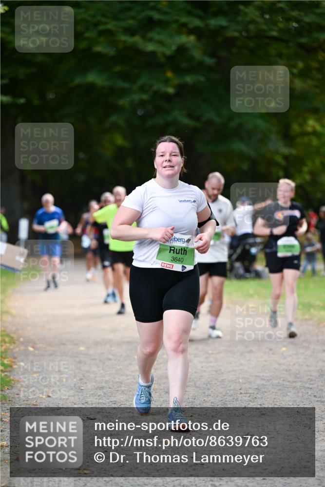 31.08.2025 - 21. Blankeneser Heldenlauf Dr. Thomas Lammeyer http://msf.ph/oto/8639763 31.08.2025 10:58:13 Laufen 3640 meine-sportfotos.de
